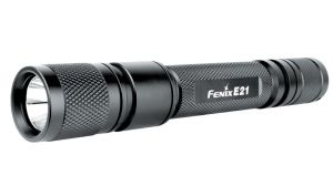 Повседневный фонарь Fenix E21 ANSI 150, со светодиодом Cree XP-E. 